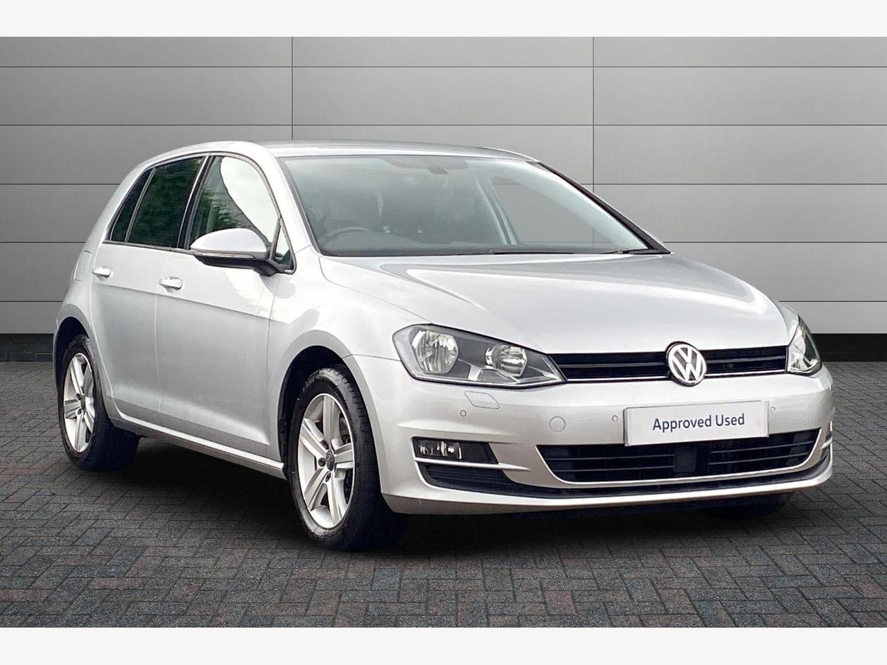 Main listing image - Volkswagen Golf