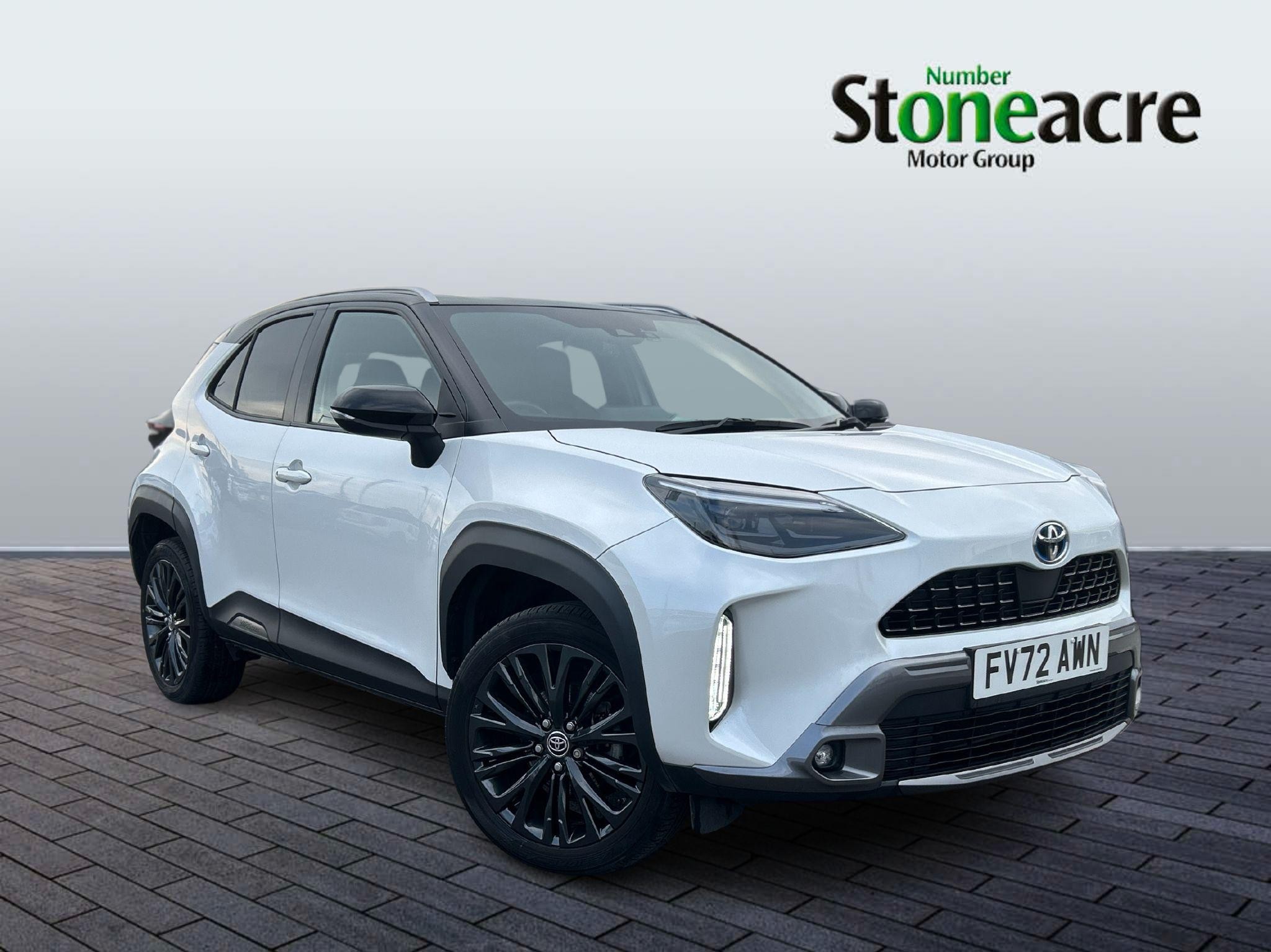 Main listing image - Toyota Yaris Cross