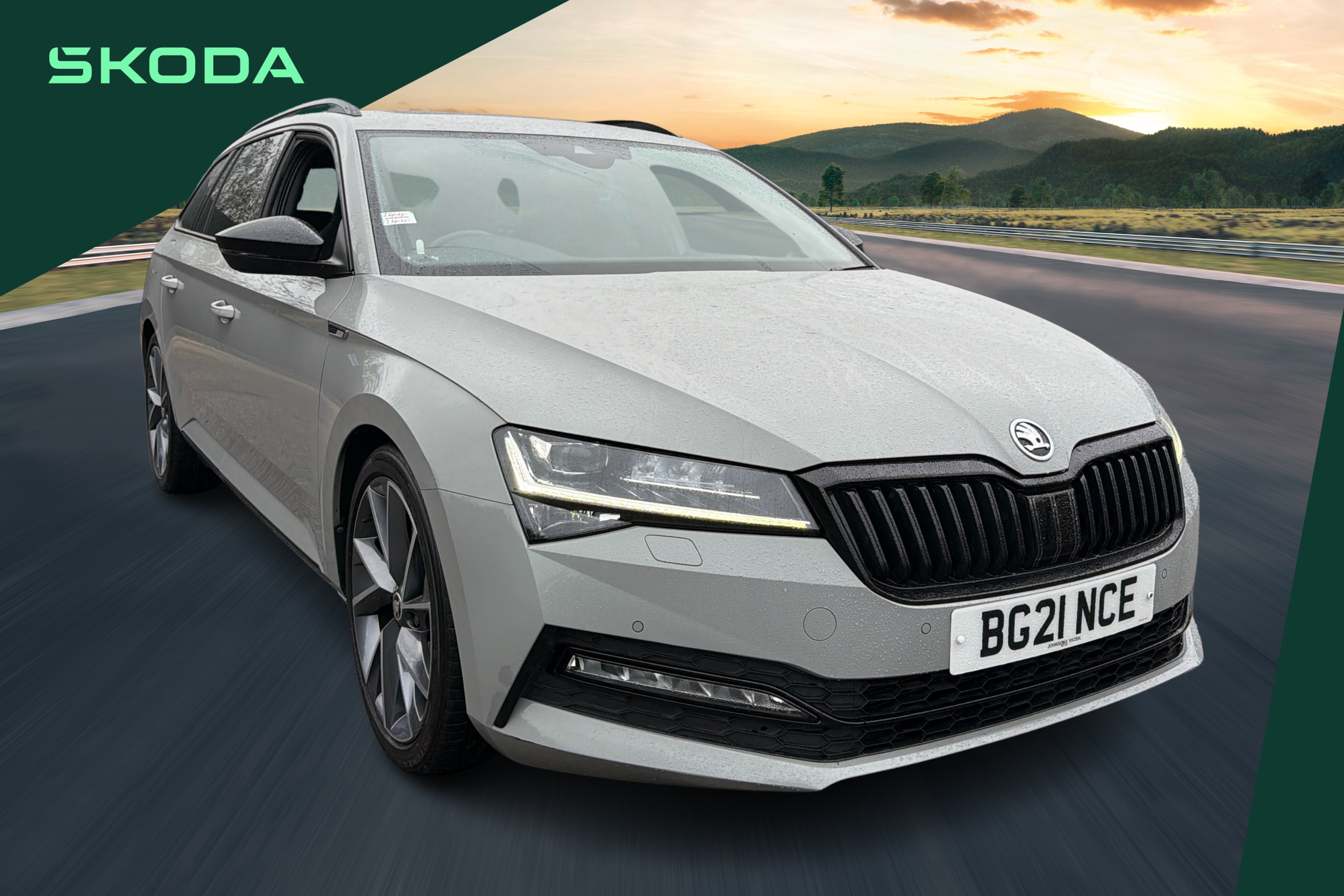 Main listing image - Skoda Superb Estate