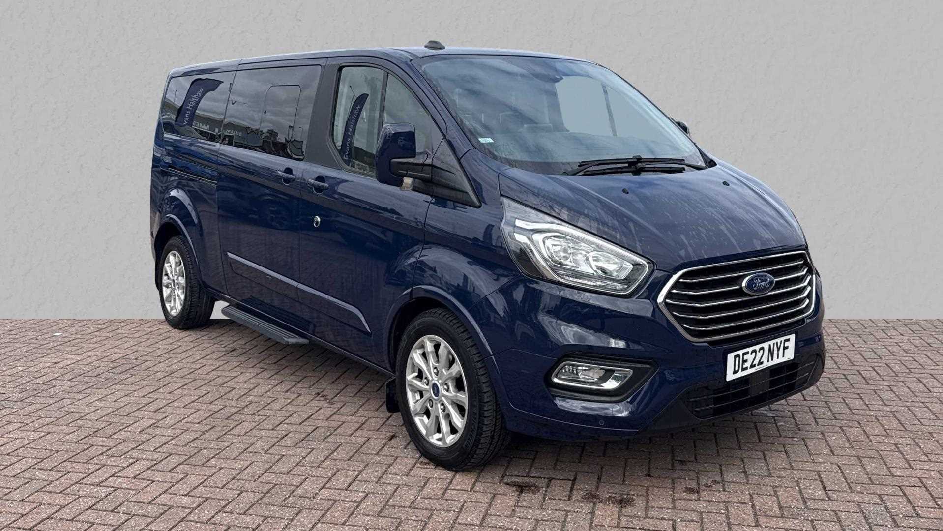 Main listing image - Ford Tourneo Custom