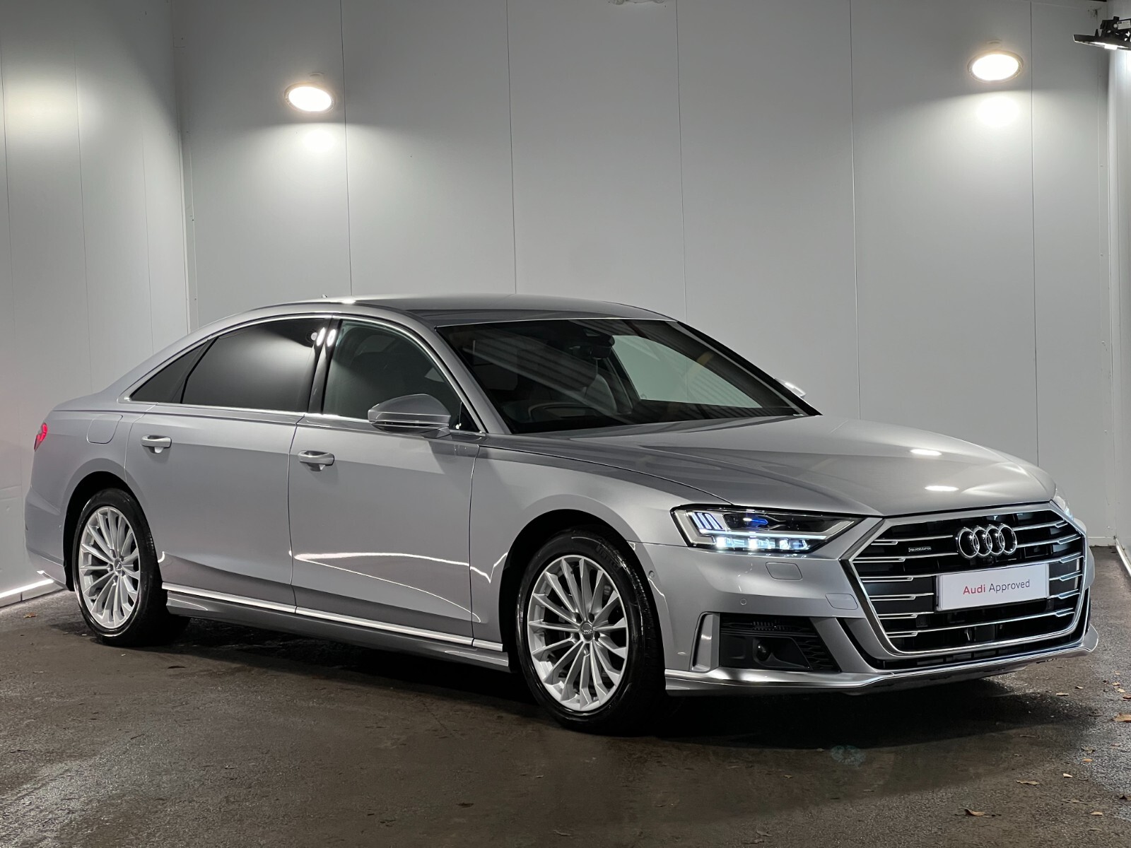 Main listing image - Audi A8