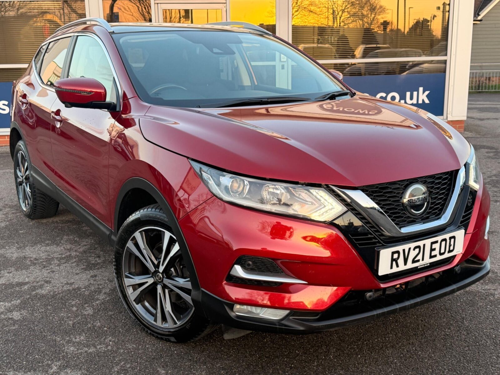 Main listing image - Nissan Qashqai