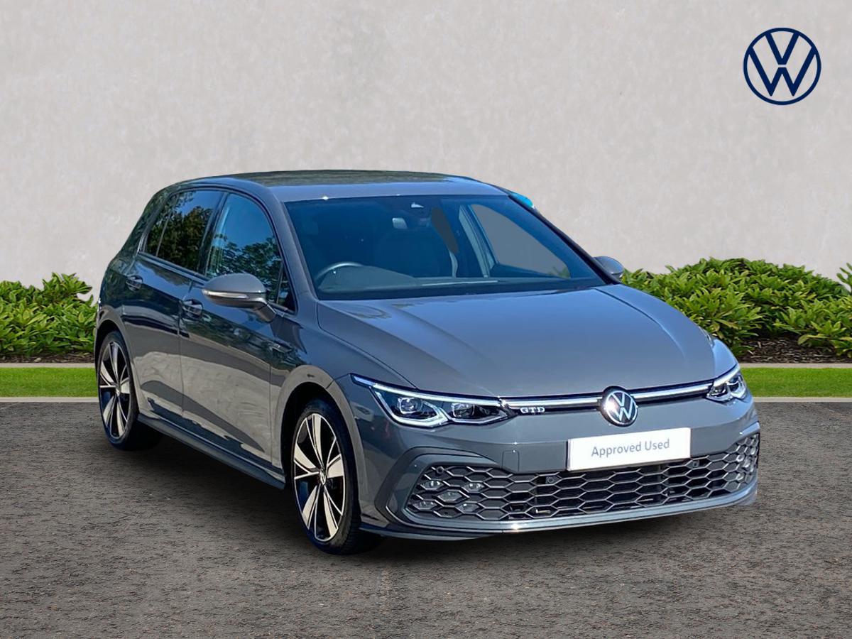 Main listing image - Volkswagen Golf