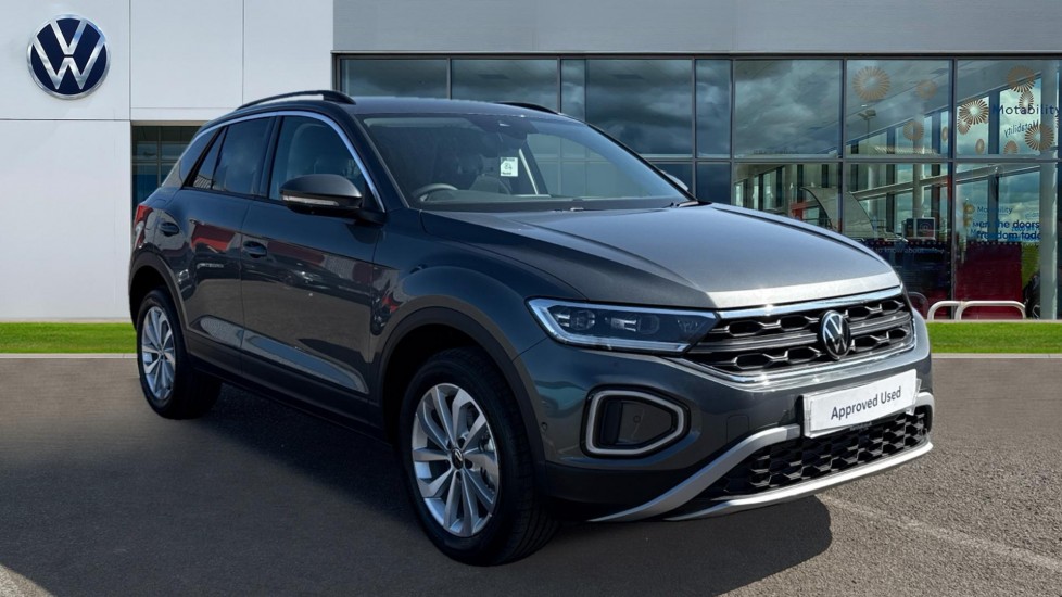 Main listing image - Volkswagen T-Roc