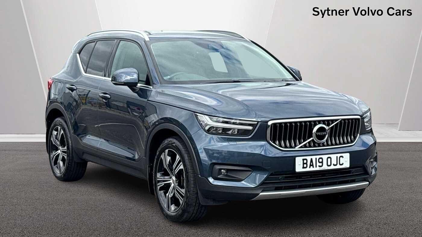 Main listing image - Volvo XC40