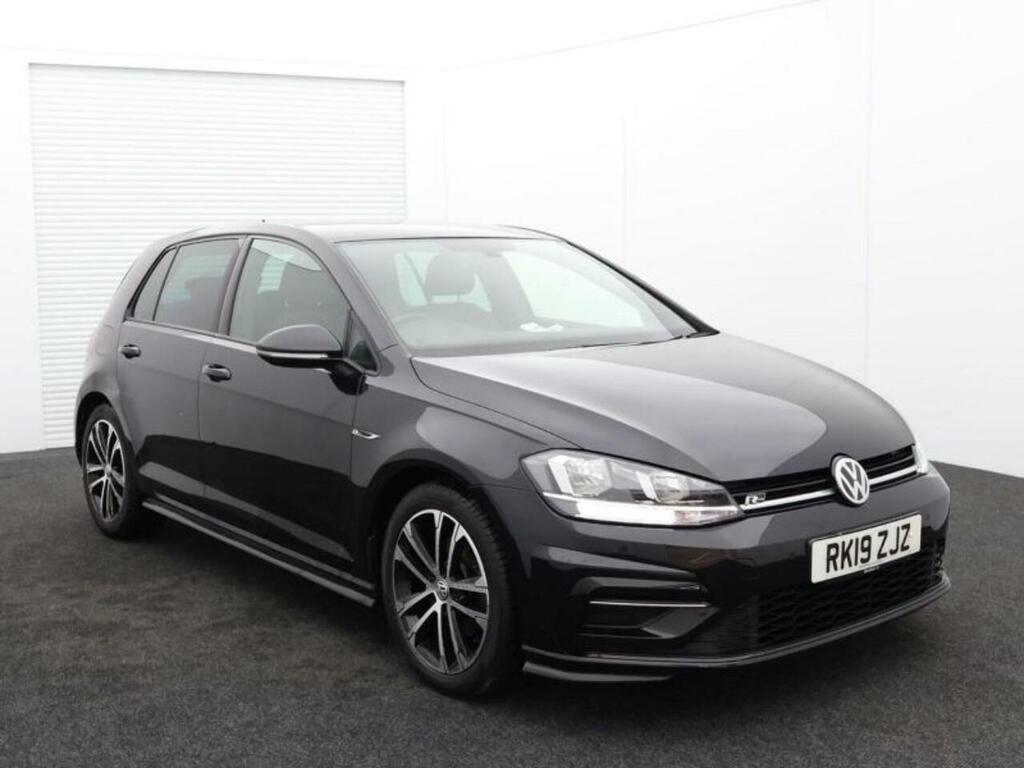 Main listing image - Volkswagen Golf