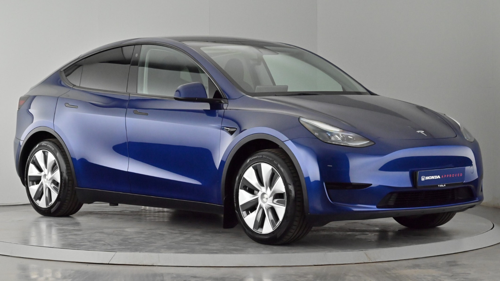 Main listing image - Tesla Model Y