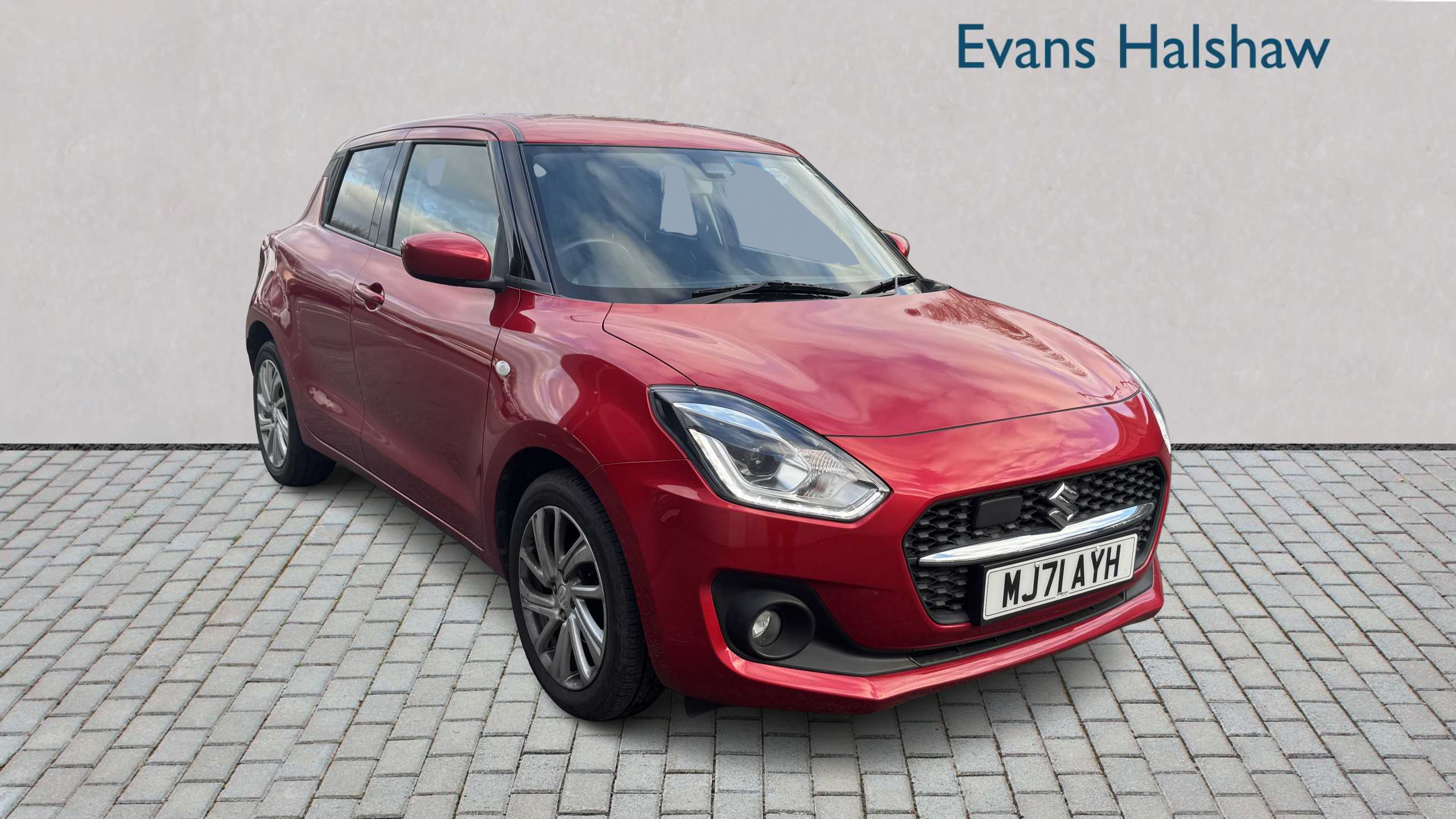 Main listing image - Suzuki Swift