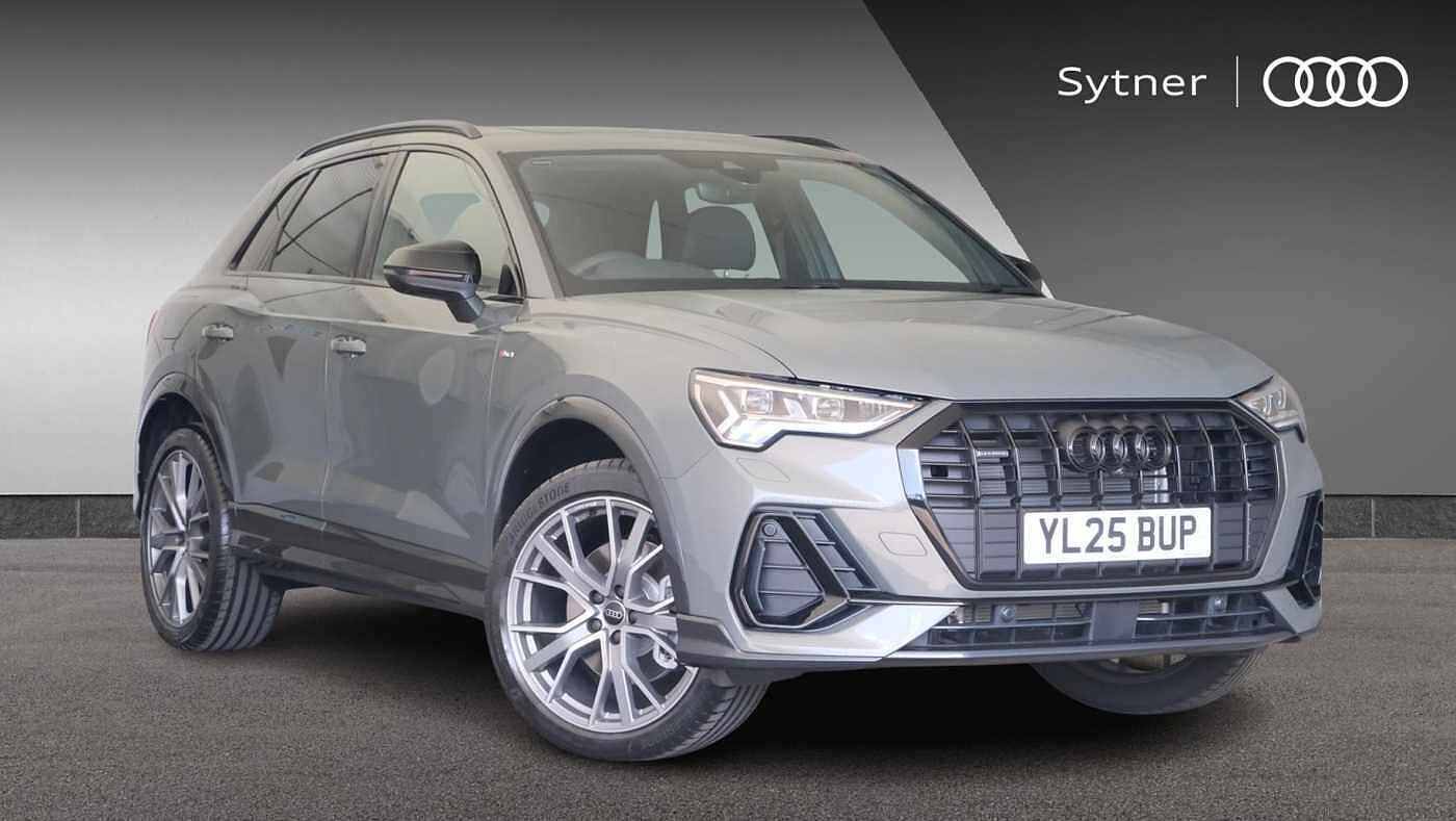 Main listing image - Audi Q3