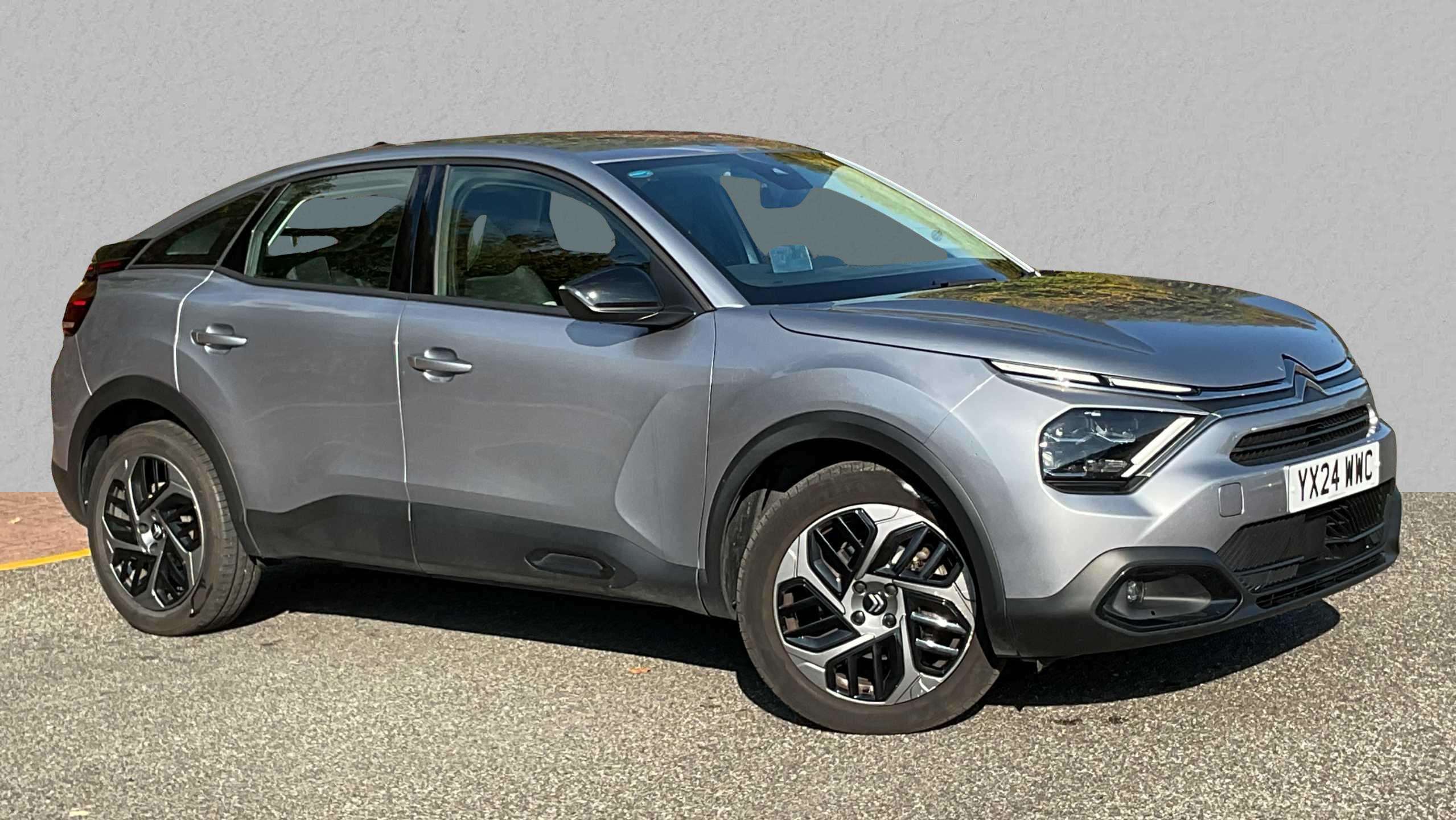 Main listing image - Citroen C4
