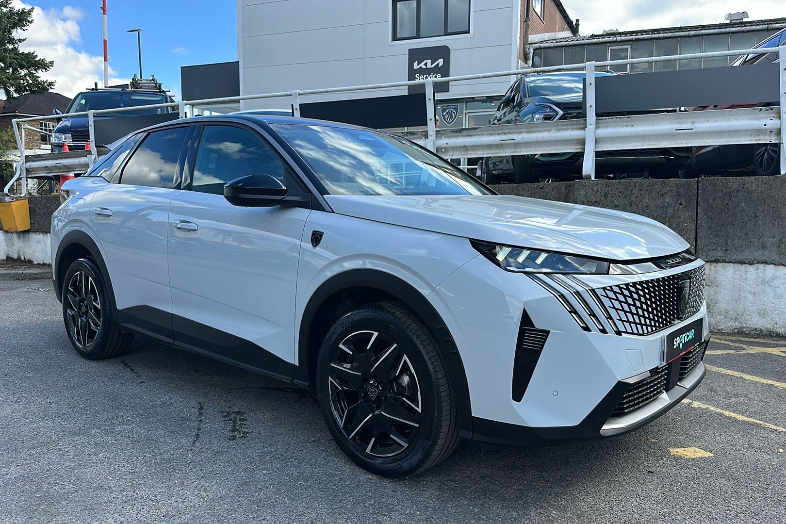 Main listing image - Peugeot 3008