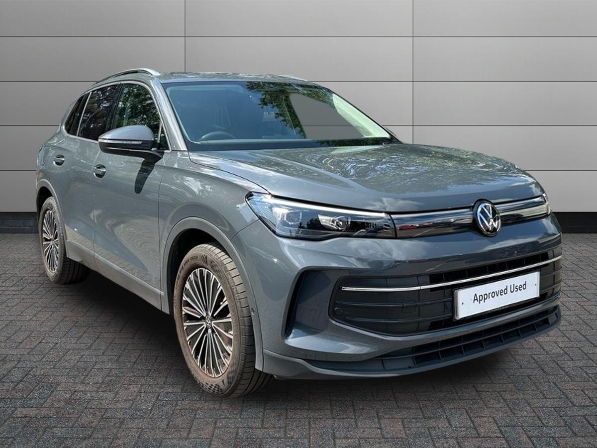 Main listing image - Volkswagen Tiguan