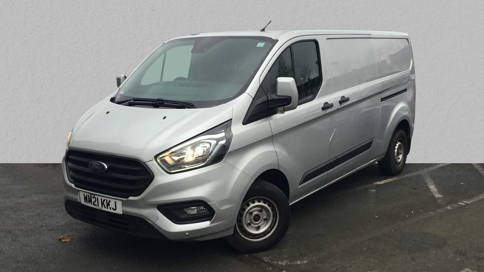 Main listing image - Ford Transit Custom