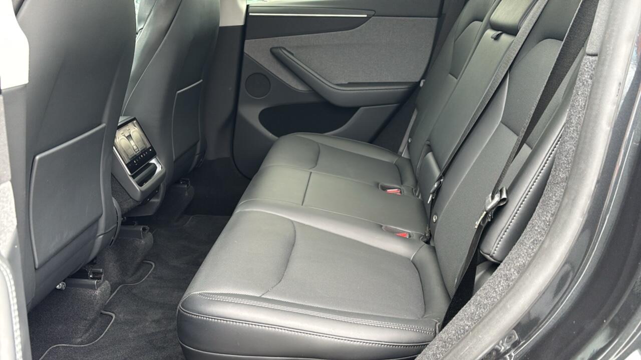 Main listing image - Tesla Model Y