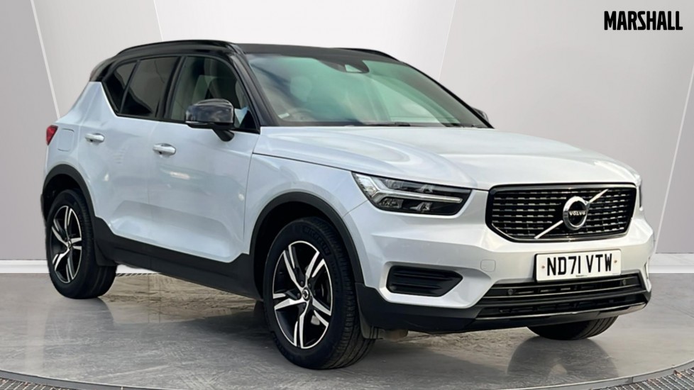 Main listing image - Volvo XC40