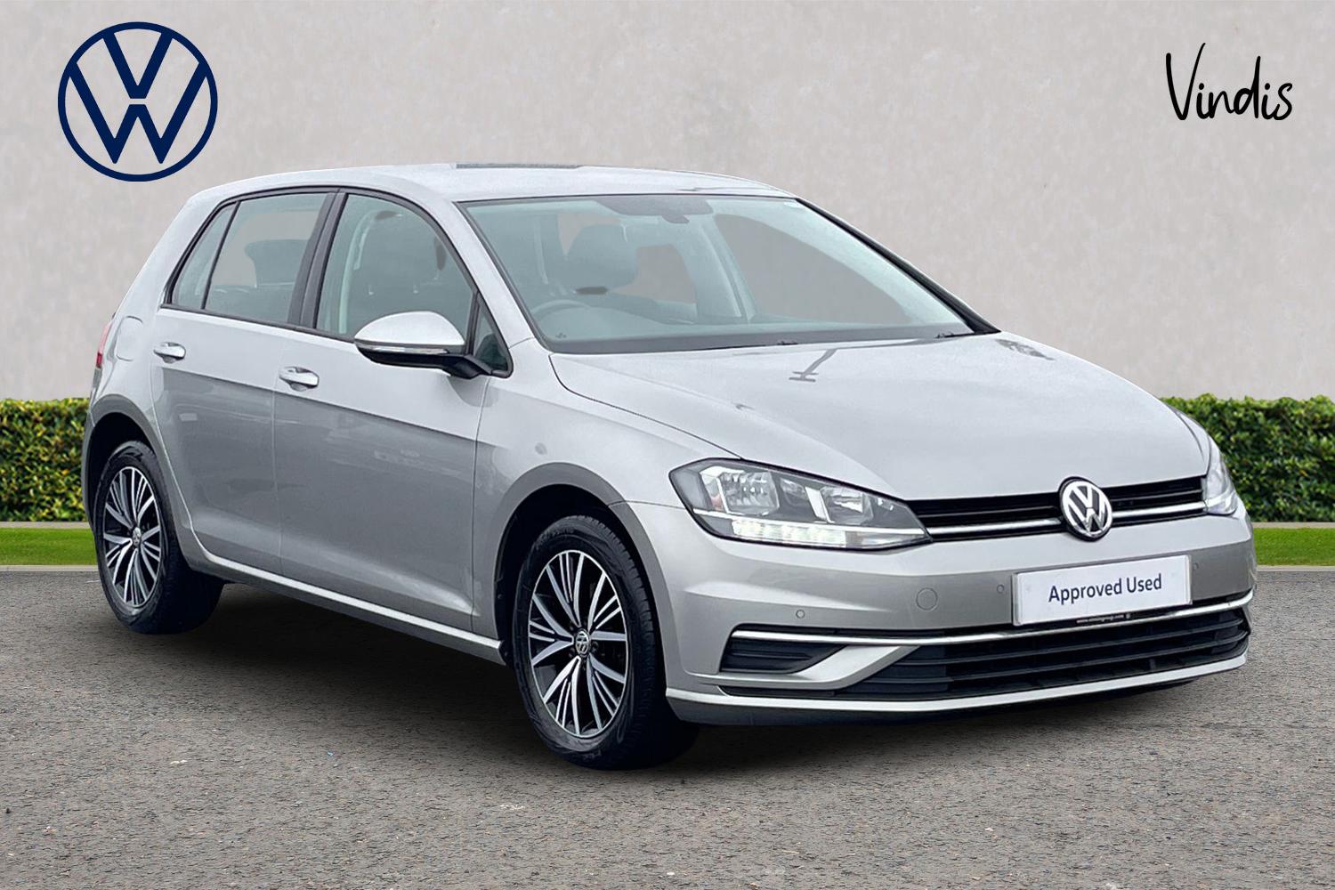 Main listing image - Volkswagen Golf