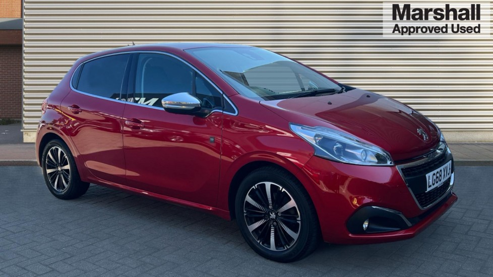 Main listing image - Peugeot 208