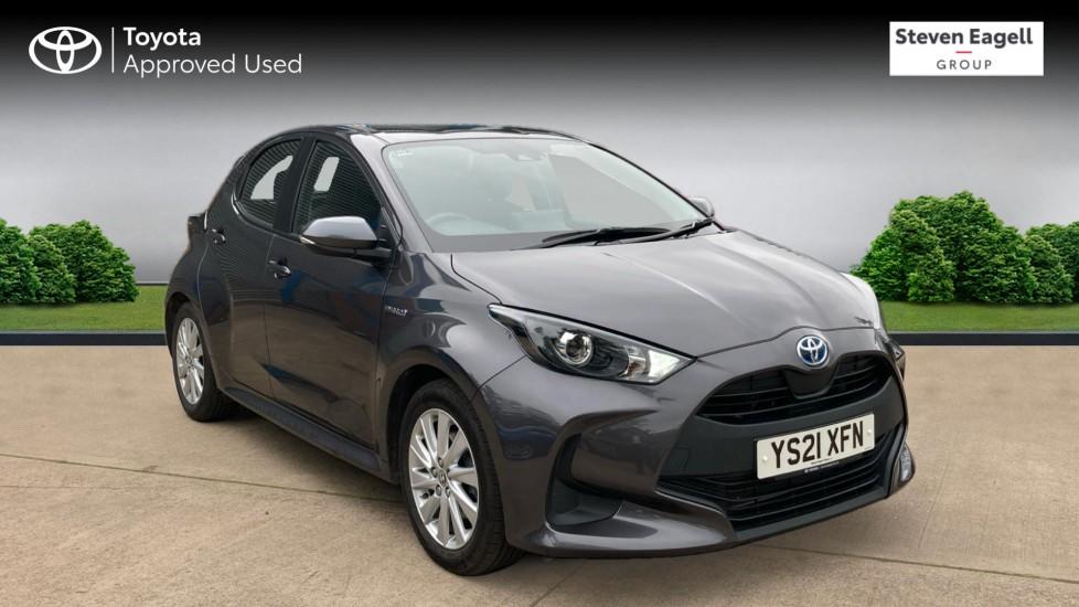 Main listing image - Toyota Yaris