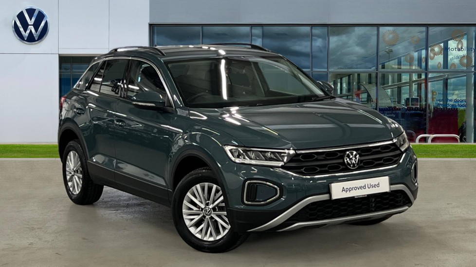 Main listing image - Volkswagen T-Roc