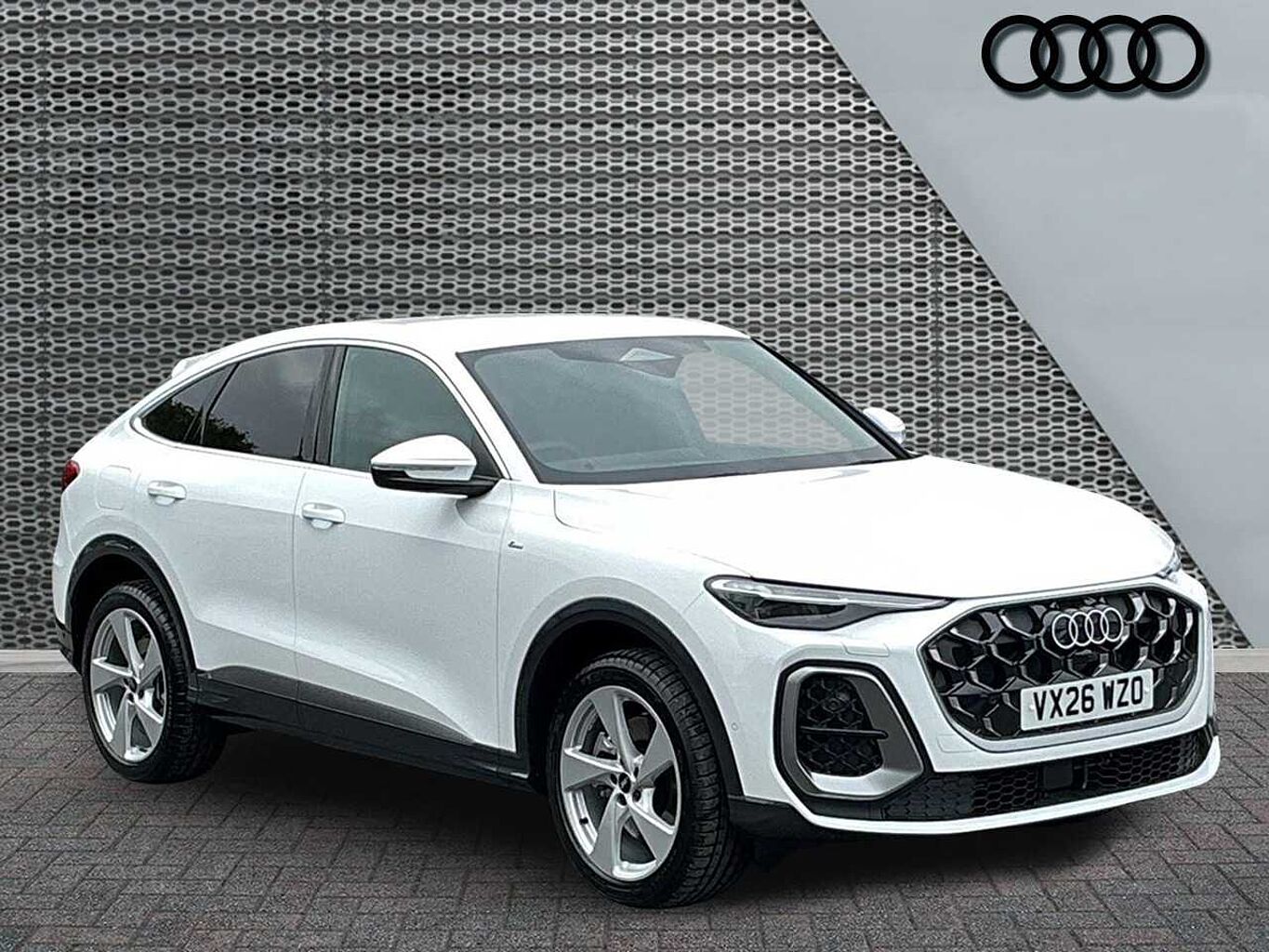 Main listing image - Audi Q5