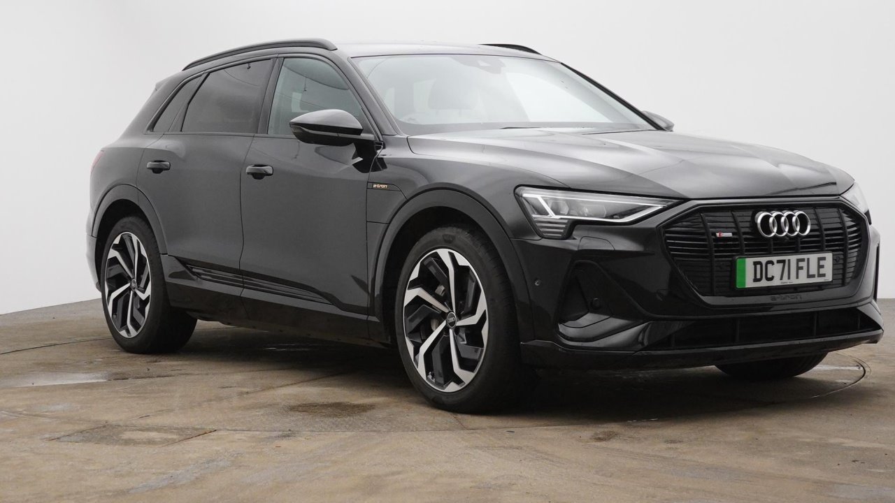 Main listing image - Audi e-tron