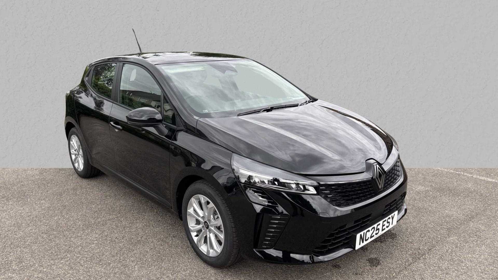 Main listing image - Renault Clio