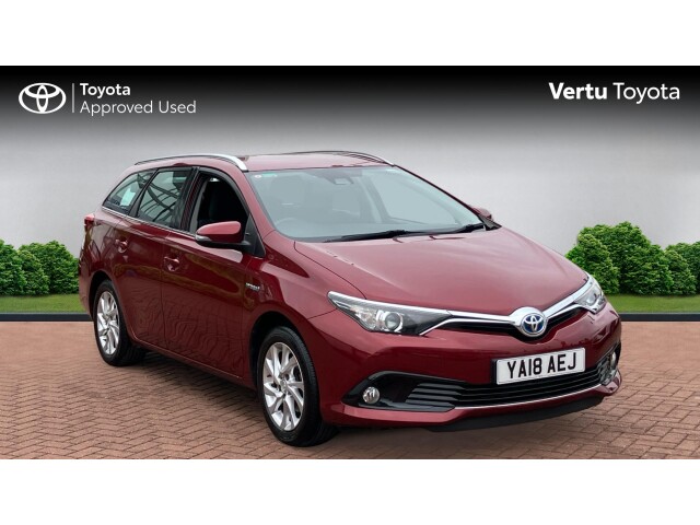 Main listing image - Toyota Auris Touring Sport