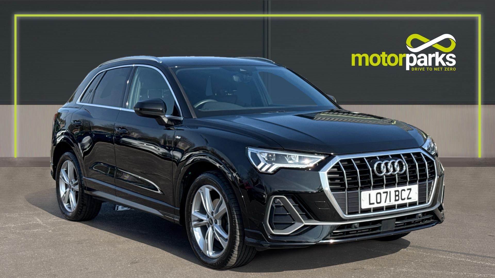 Main listing image - Audi Q3