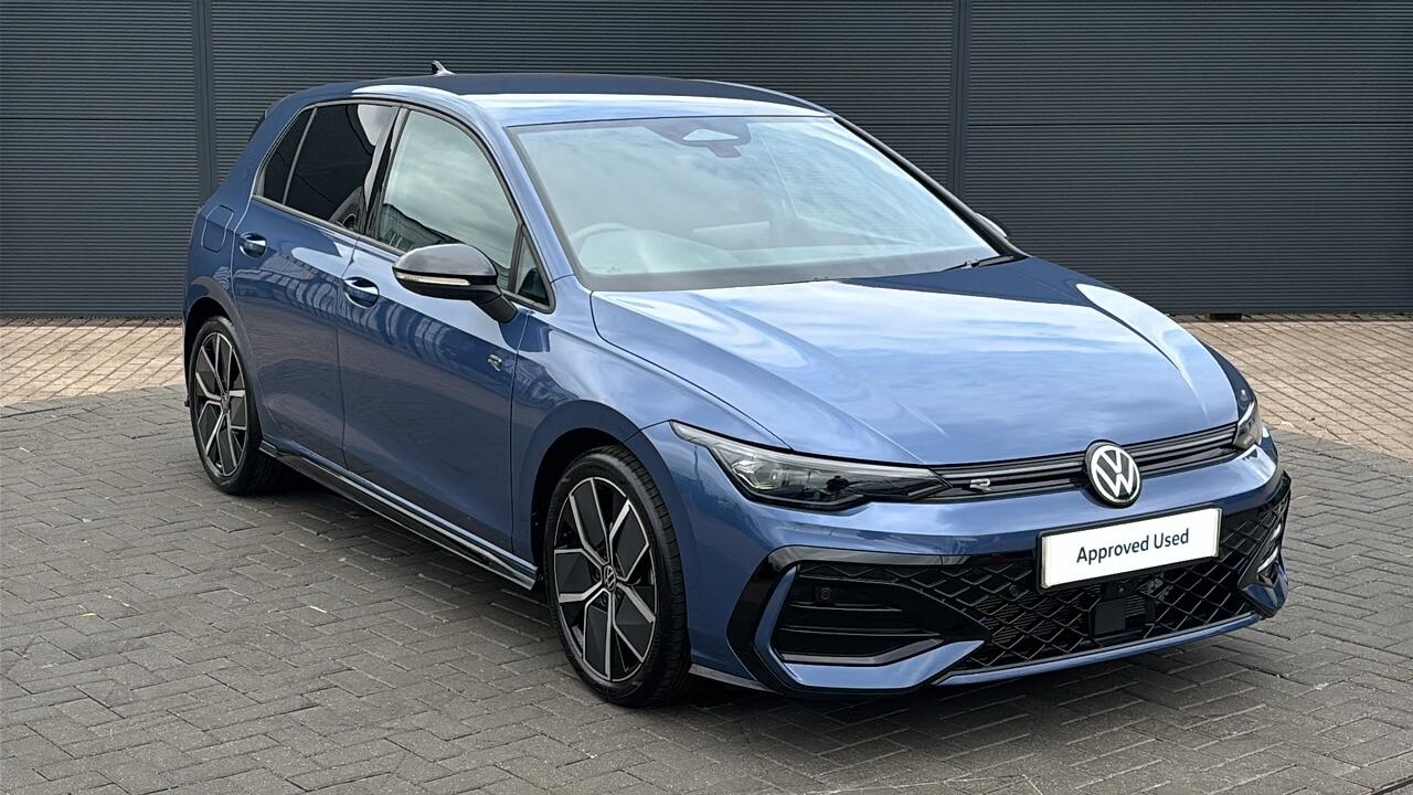 Main listing image - Volkswagen Golf