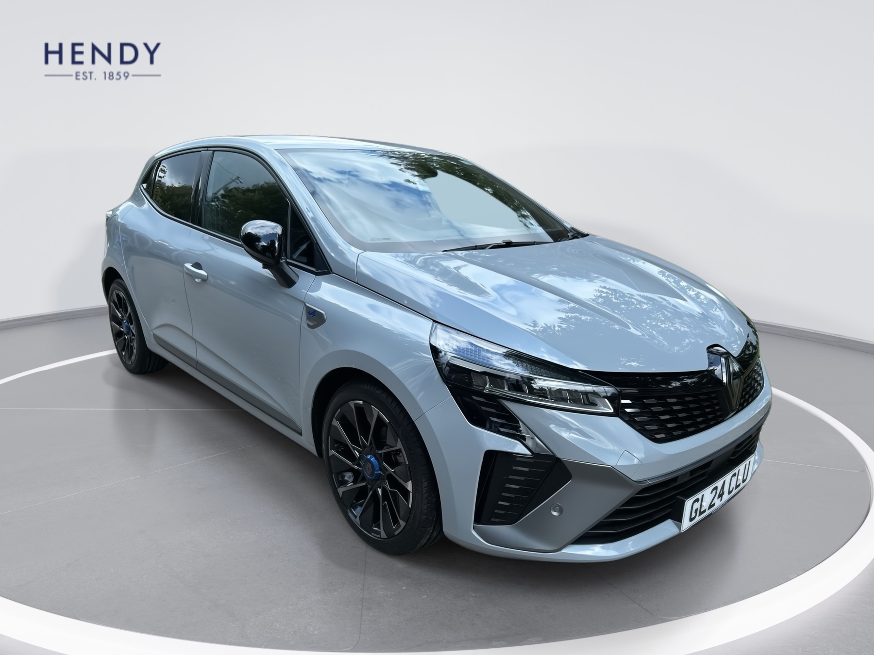 Main listing image - Renault Clio