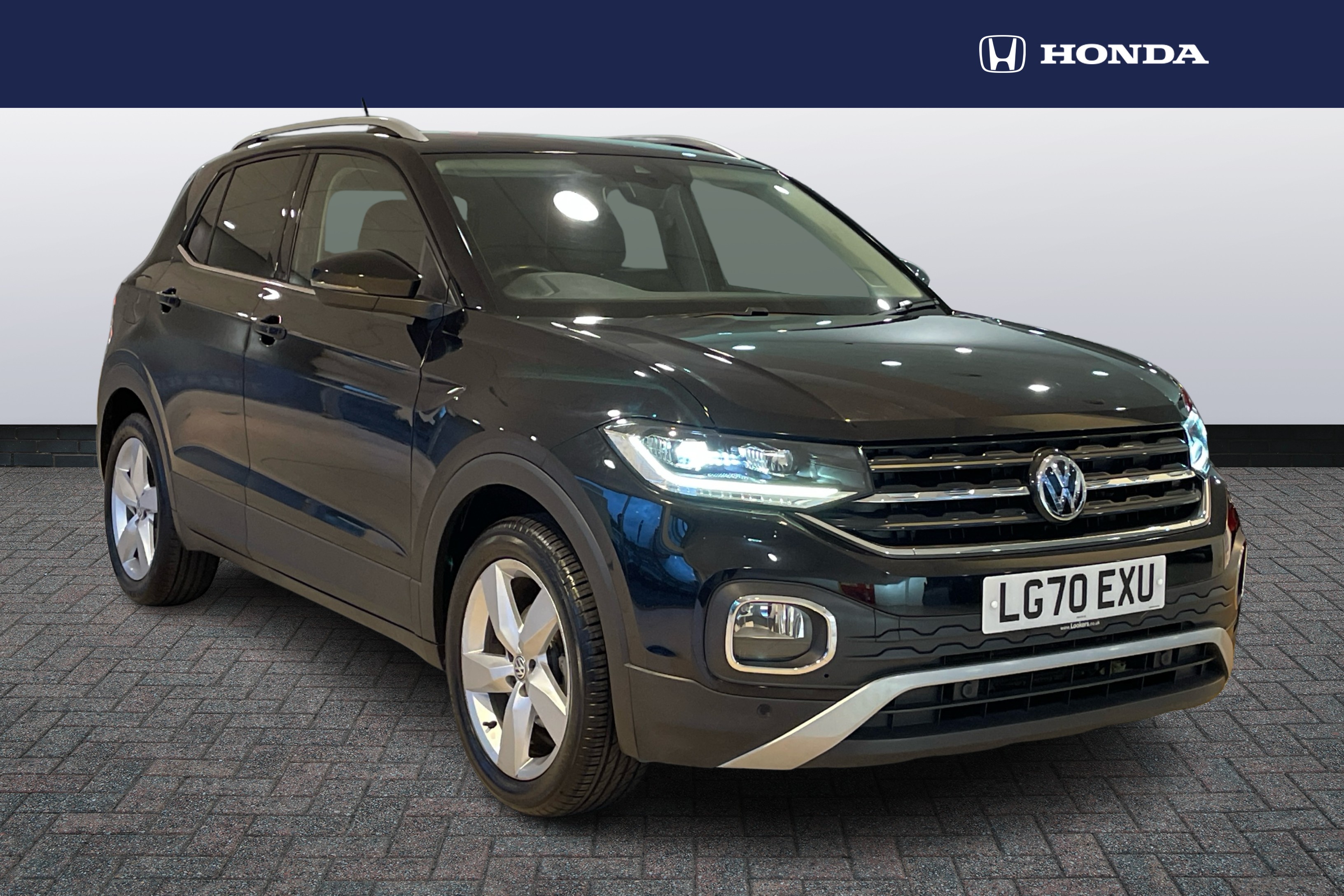 Main listing image - Volkswagen T-Cross