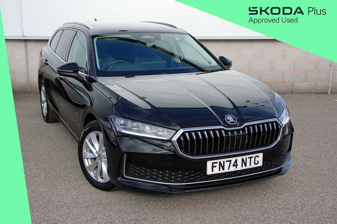 Main listing image - Skoda Superb Estate