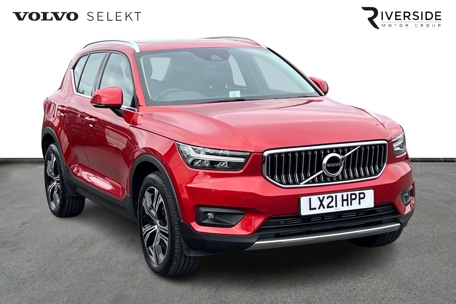 Main listing image - Volvo XC40 Recharge