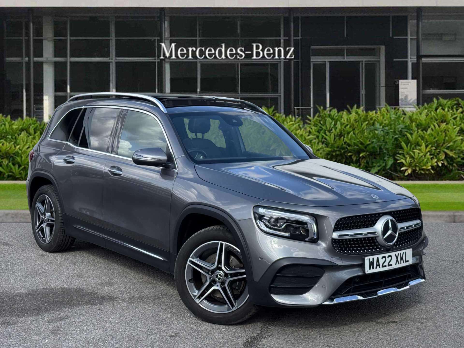 Main listing image - Mercedes-Benz GLB