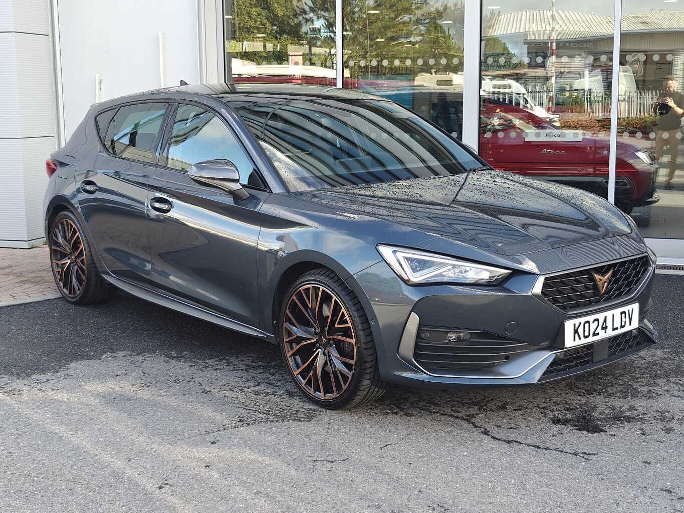 Main listing image - Cupra Leon