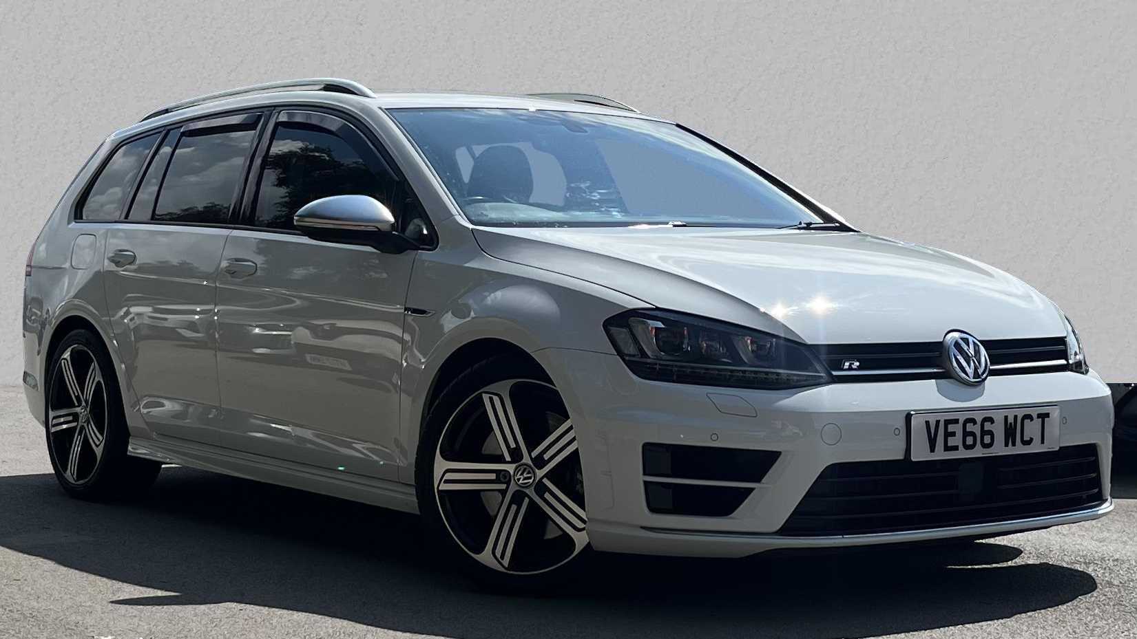 Main listing image - Volkswagen Golf Estate