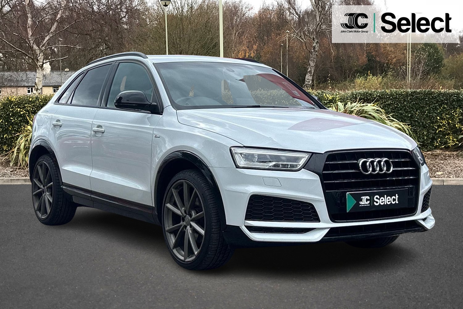 Main listing image - Audi Q3