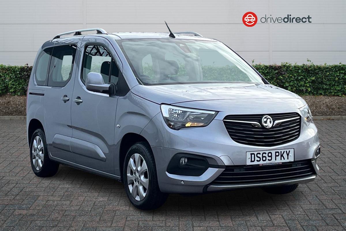 Main listing image - Vauxhall Combo Life