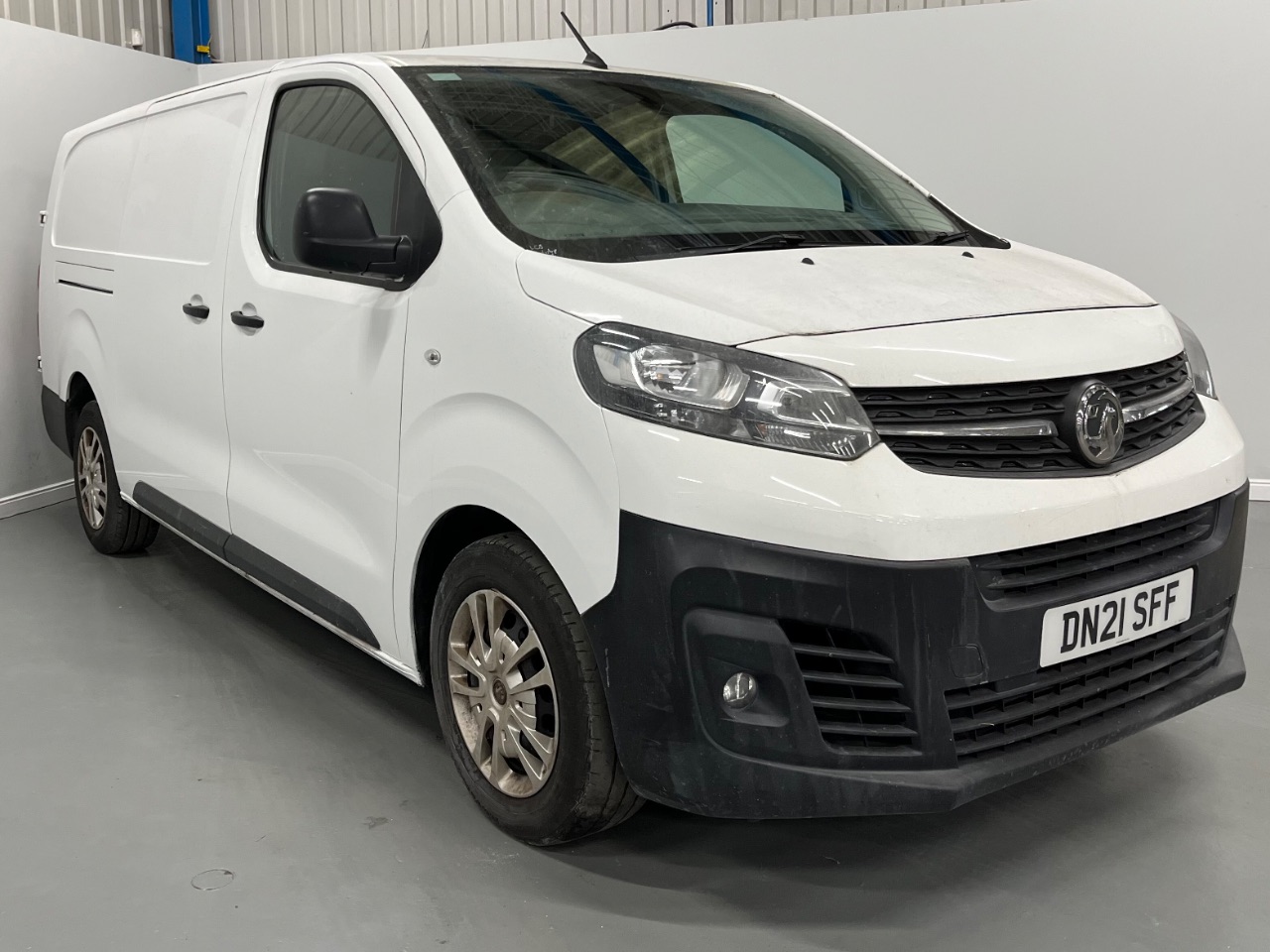 Main listing image - Vauxhall Vivaro