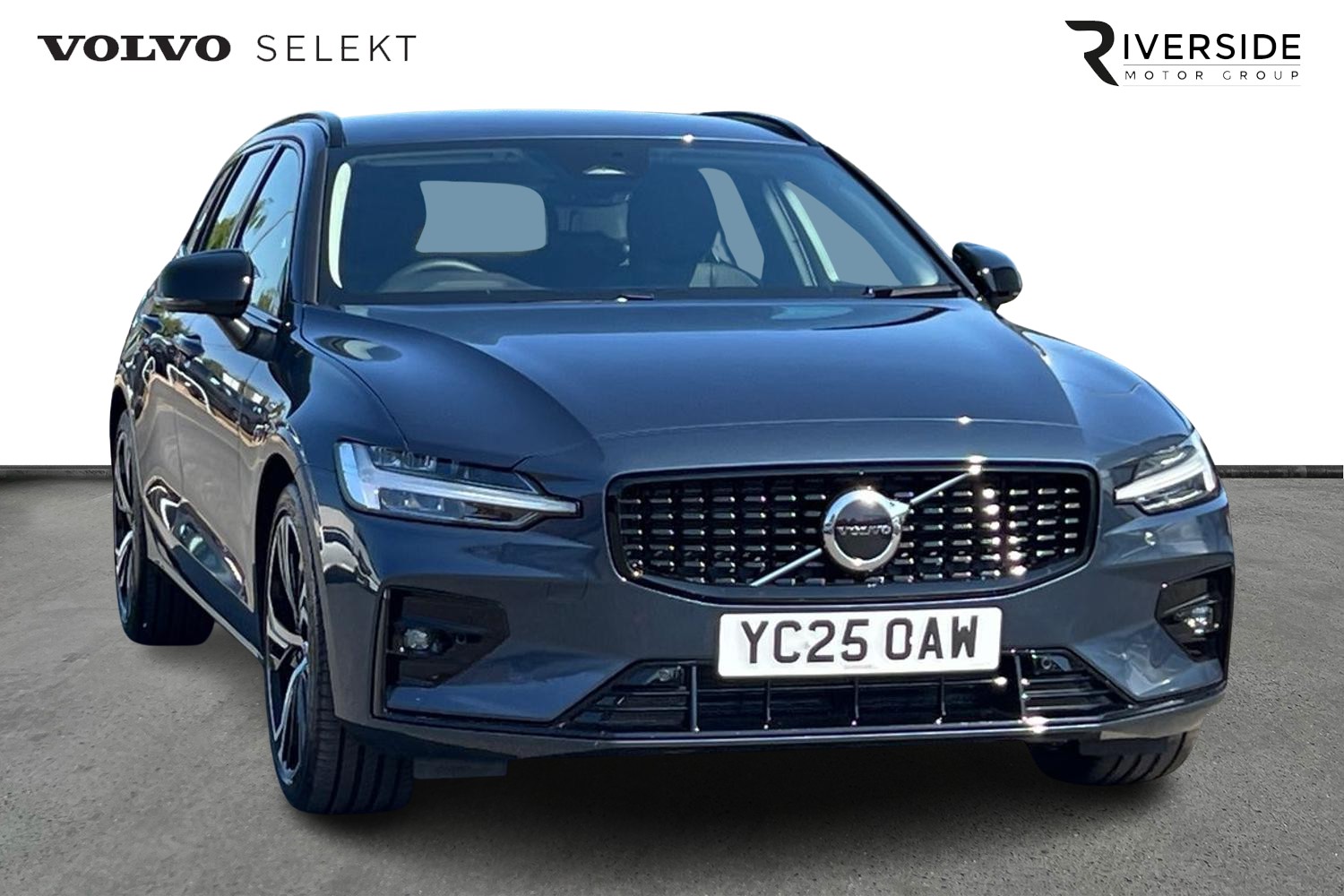 Main listing image - Volvo V60