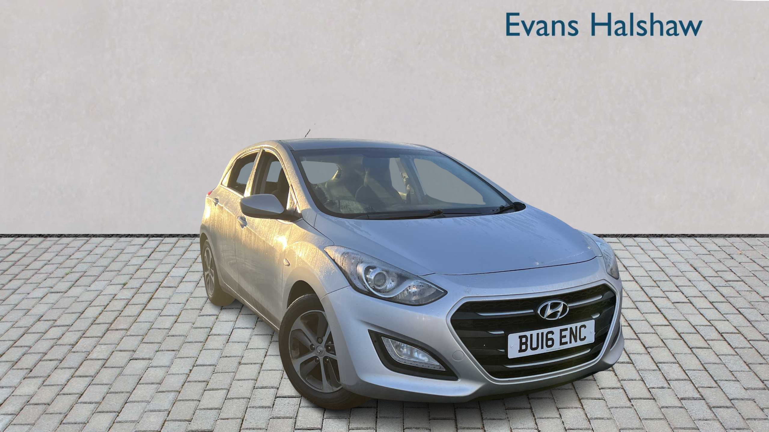 Main listing image - Hyundai i30