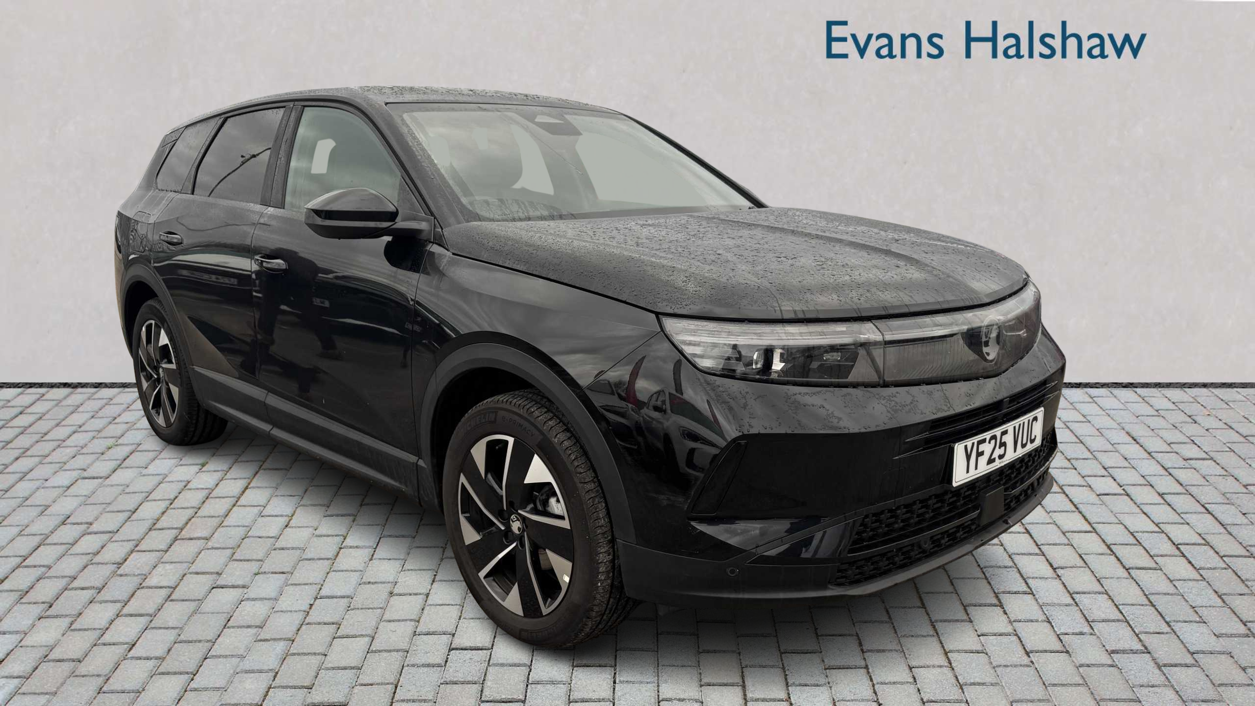 Main listing image - Vauxhall Grandland