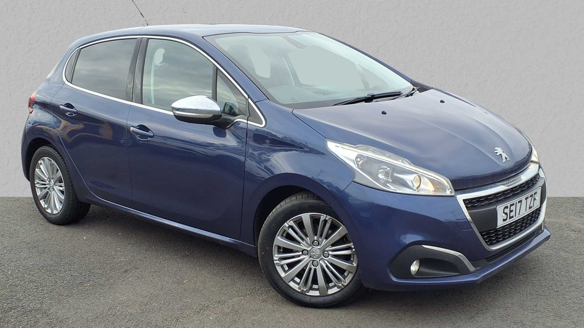 Main listing image - Peugeot 208