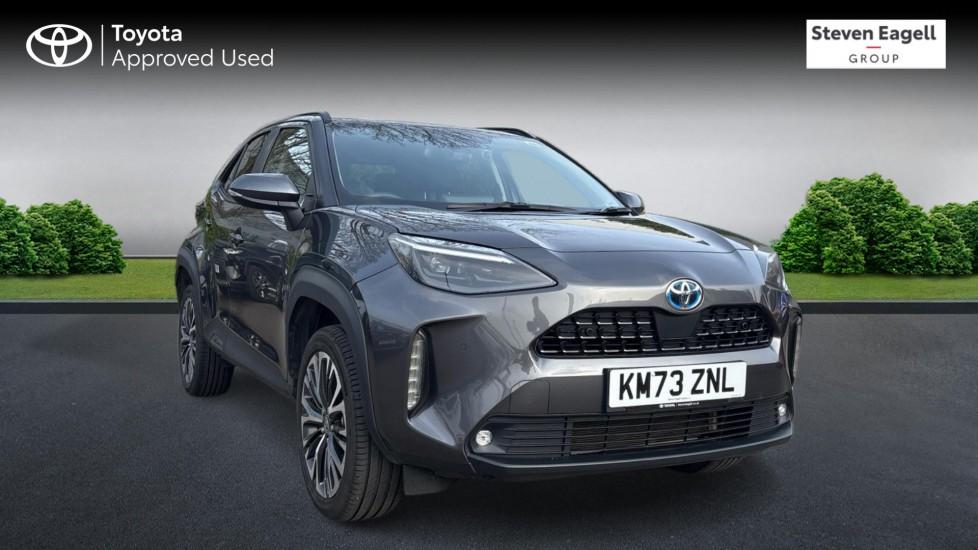 Main listing image - Toyota Yaris Cross