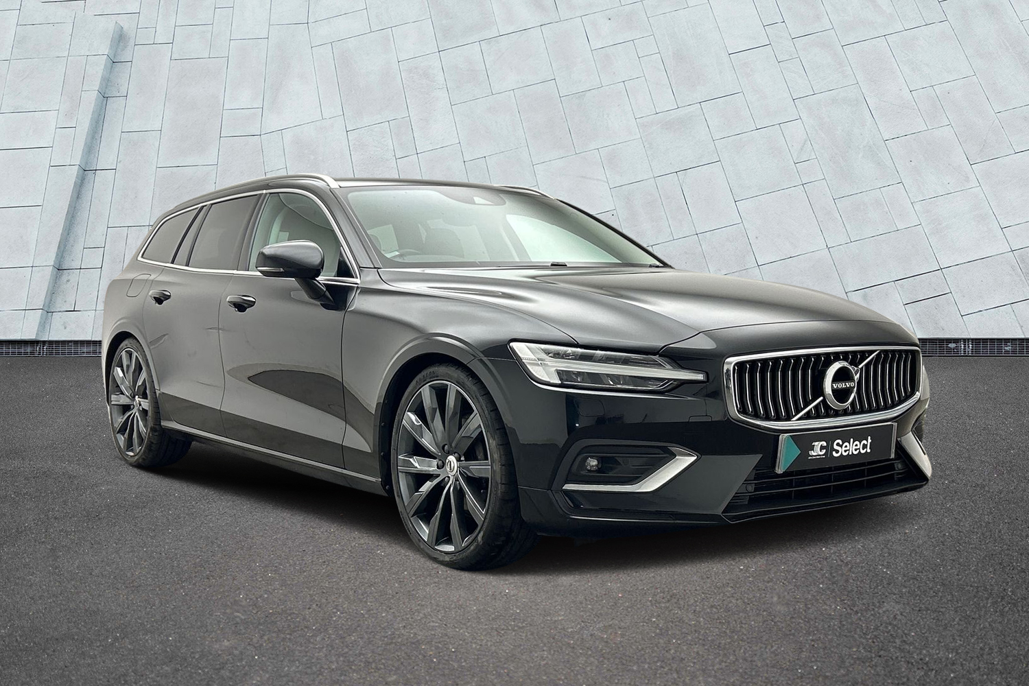 Main listing image - Volvo V60