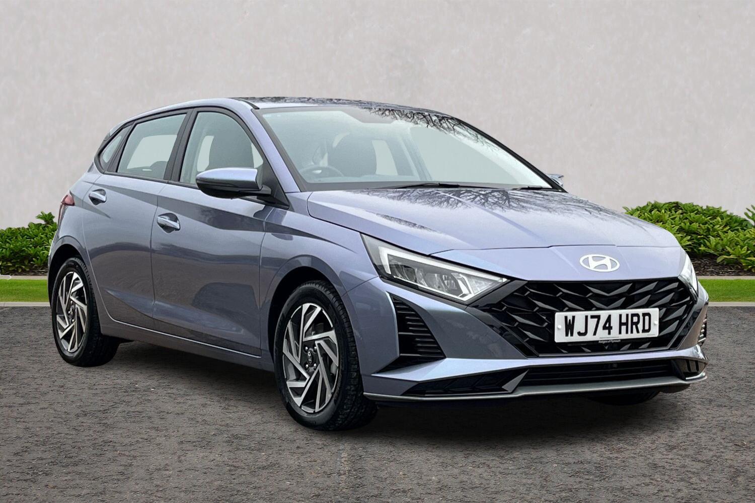 Main listing image - Hyundai i20