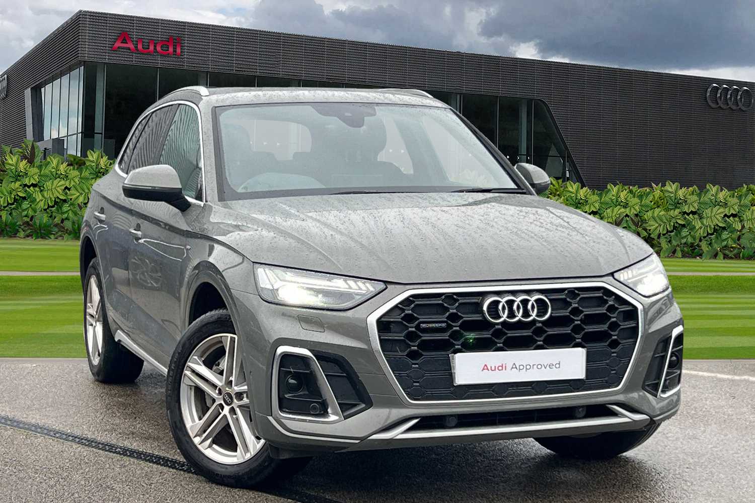 Main listing image - Audi Q5