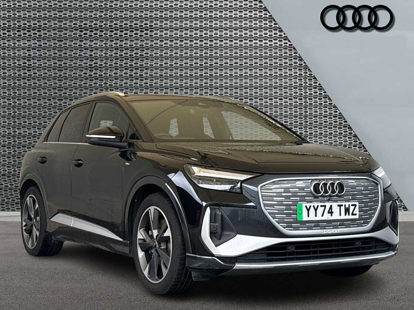 Main listing image - Audi Q4