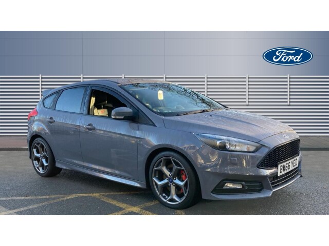 Main listing image - Ford Focus ST