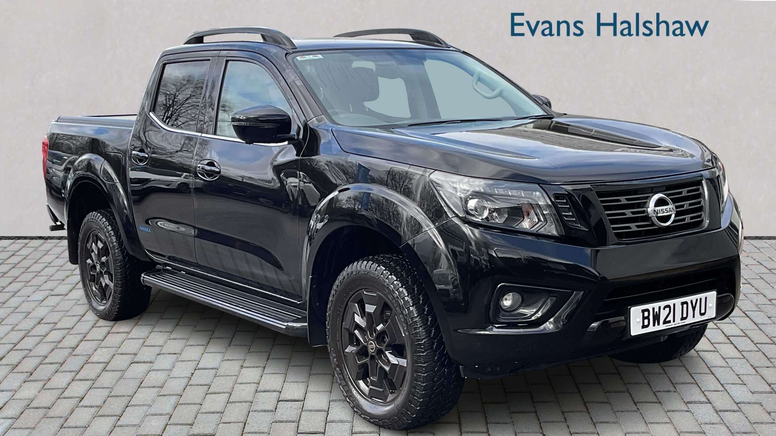 Main listing image - Nissan Navara